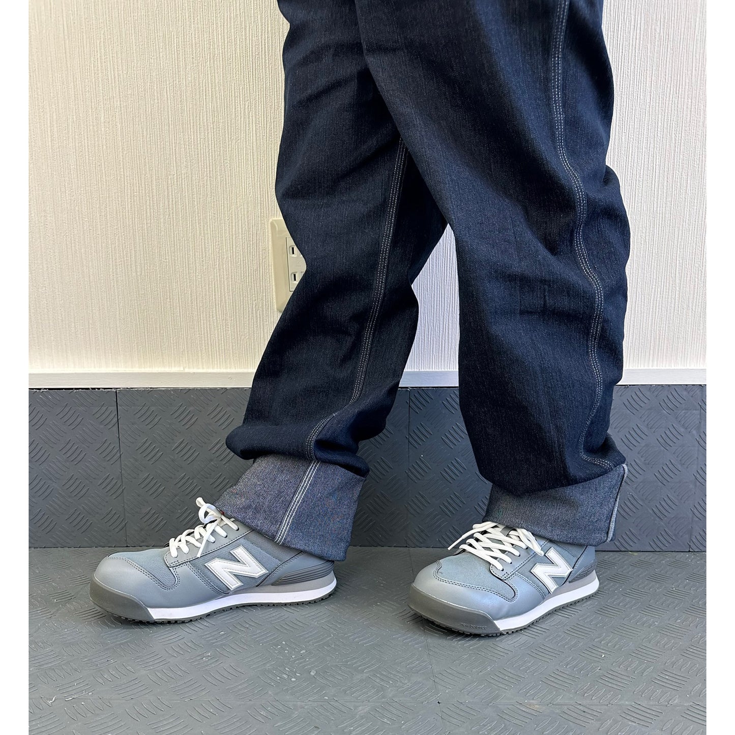 安全ちょこみ靴「New Balance 安全靴 PORTLAND PL-881 グレー」